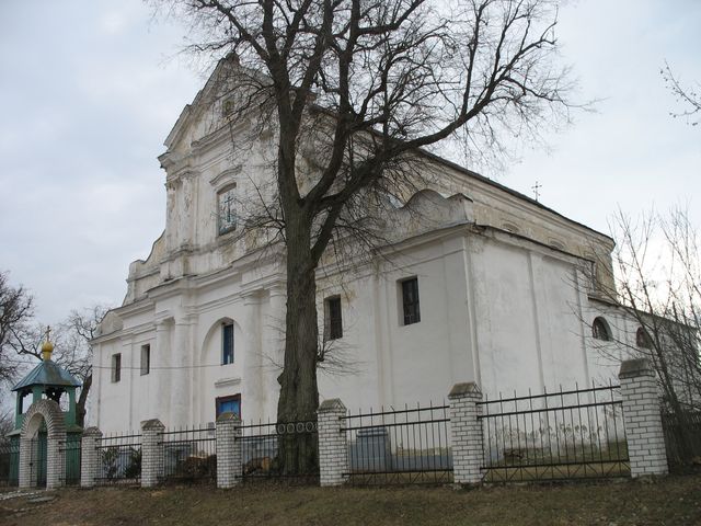 Деревня Вистычи - церковь Крестовоздвиженская (фото)