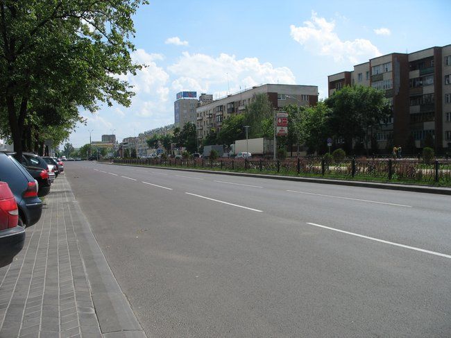 Бульвар Космонавтов - около пересечения с пр. Машерова (фото)
