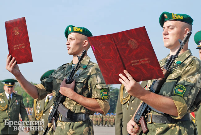 В Брестской крепости приняли присягу Белорусские военнослужащие