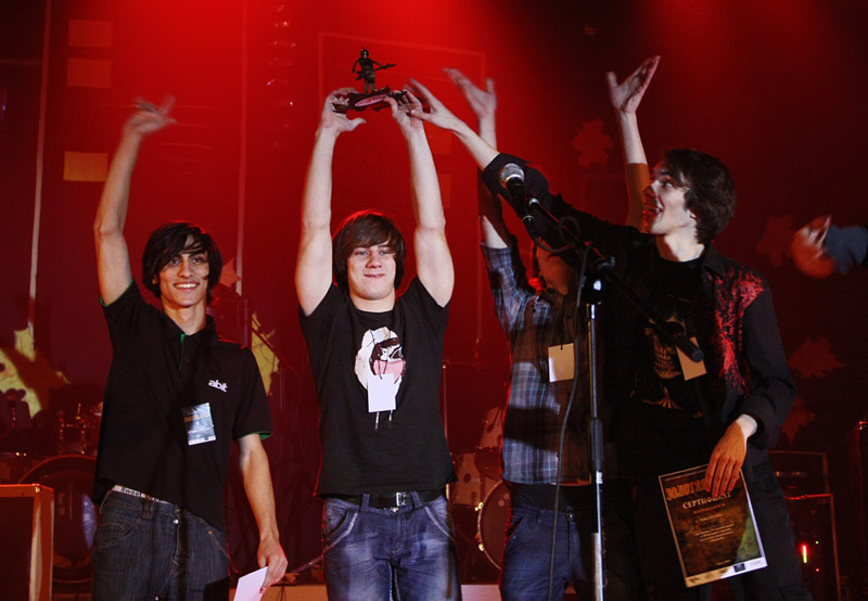 Победителем рок-фестиваля "Золотая осень — 2010" в Бресте стала группа Alt+F4 (фото)