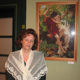 Картины бисером и крестиком в музее спасенных ценностей