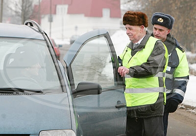 54 года дружинник Григорий Сладинский дежурит на улицах Бреста