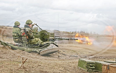 Новобранцам 38-й мобильной бригады продемонстрировали возможности боевой техники и вооружения