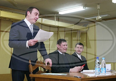 Министр экономики Николай Снопков встретился с работниками "Цветотрона"