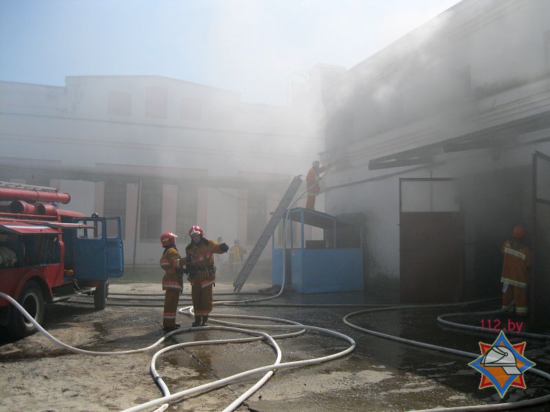 На территории ЗАО «ХК Пинскдрев» (филиал «Спичечная фабрика») произошел пожар