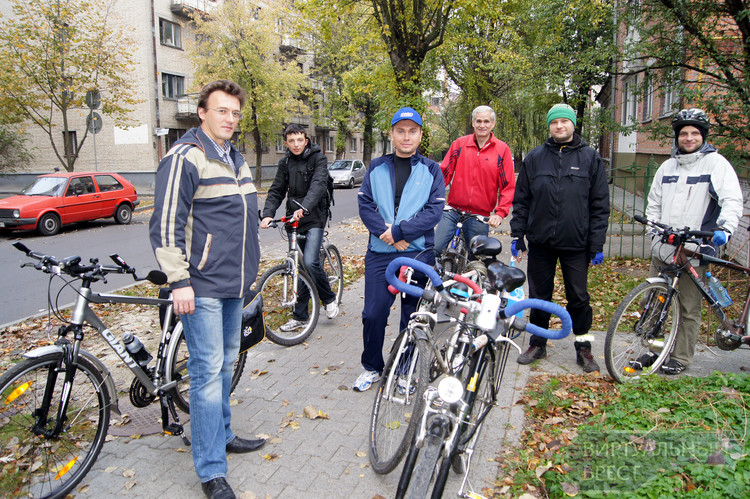 Польские чиновники не хотят разрешать белорусам пересекать границу пешком или на велосипеде