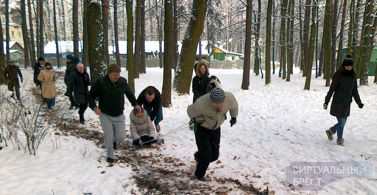 Члены БРСМ провели игры «Горячая зима-2012» на Белом озере