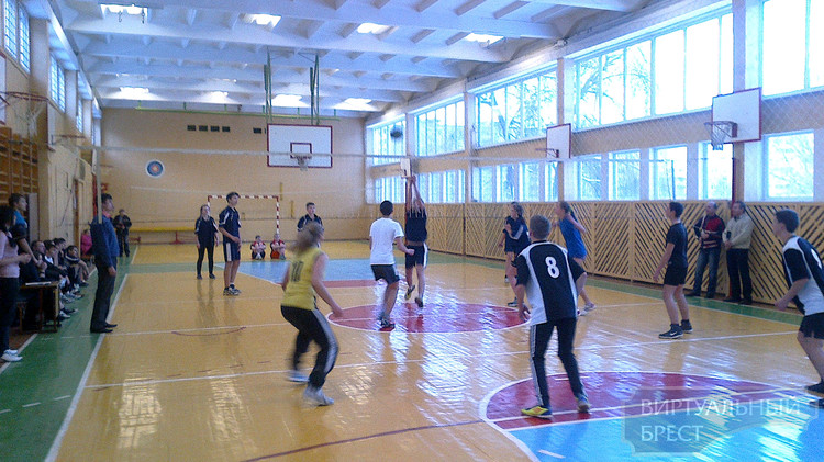 В Бресте завершился турнир по волейболу на призы БРСМ