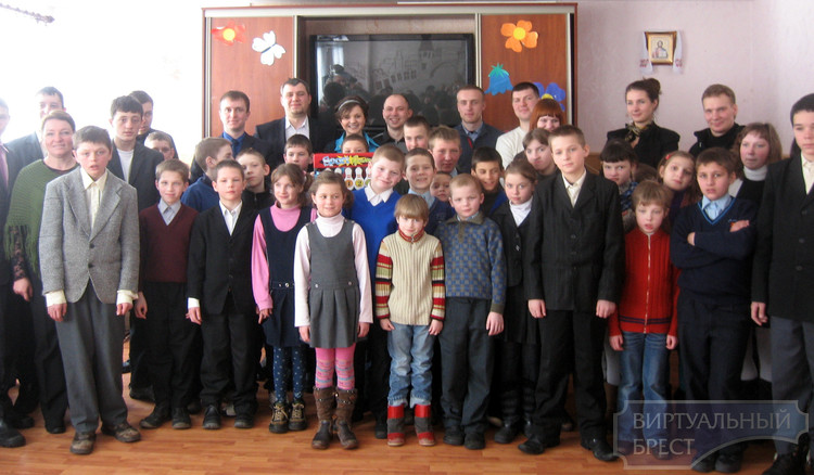 Активисты БРСМ посетили УО «Бучемлянская государственная вспомогательная школа-интернат»