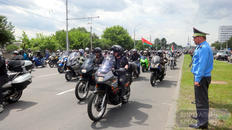 7 тыс. мотоциклистов ожидается на байк-фестивале "Брест-2016"