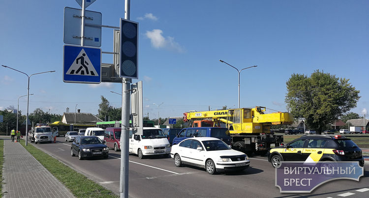 В Бресте изменен режим работы светофора на ул. Брестских дивизий – Матросова