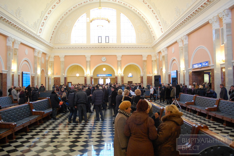 Долгожданное открытие здания ж/д вокзала станции Брест-Центральный состоялось