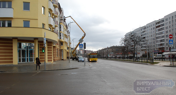 На перекрестке ул. Пушкинской и бульвара Космонавтов снова открыли пешеходный переход