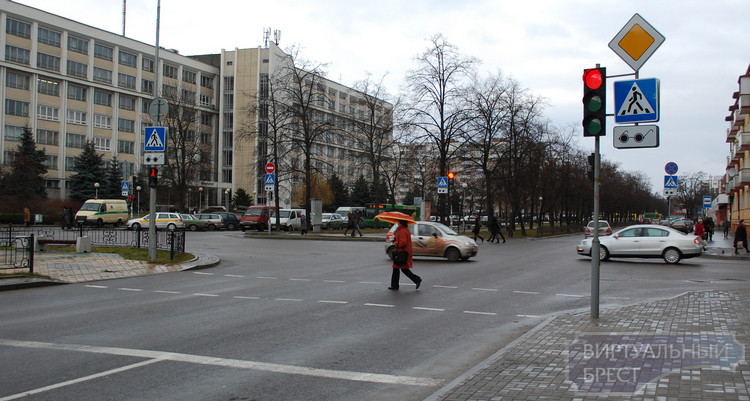 На перекрестке ул. Пушкинской и бульвара Космонавтов снова открыли пешеходный переход